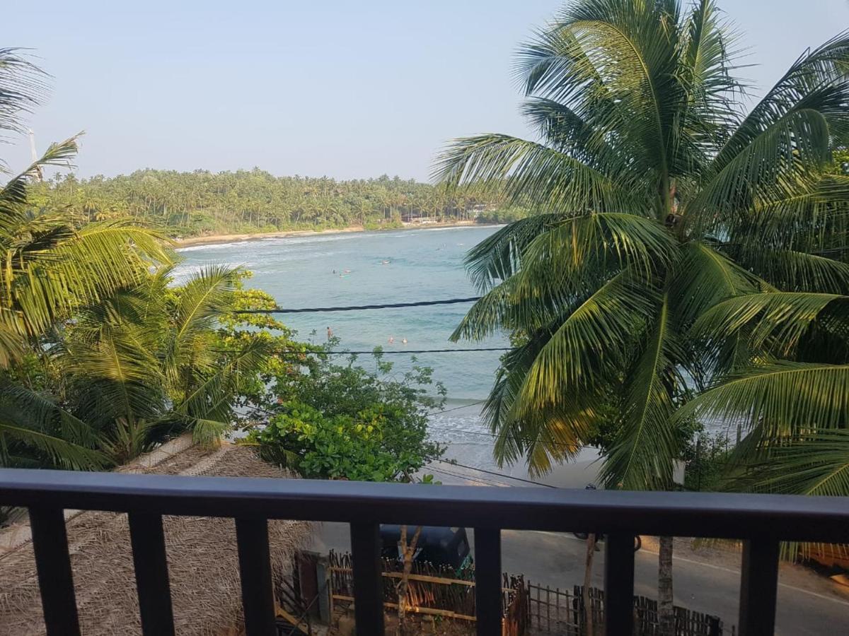 Waves Hiri Hotel Dikwella Ngoại thất bức ảnh