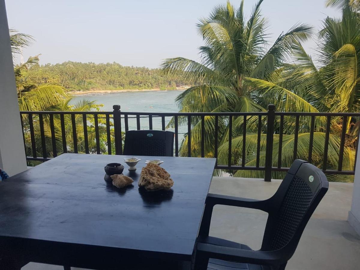 Waves Hiri Hotel Dikwella Ngoại thất bức ảnh